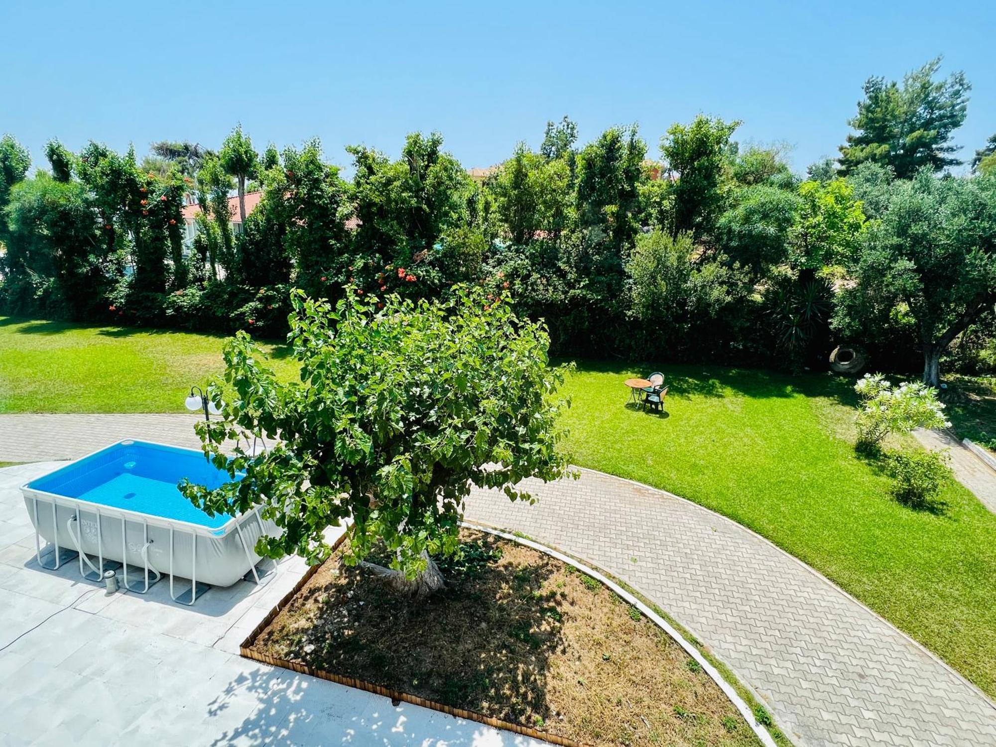 Gazonia Family Estate Hotel Skala  Exterior photo